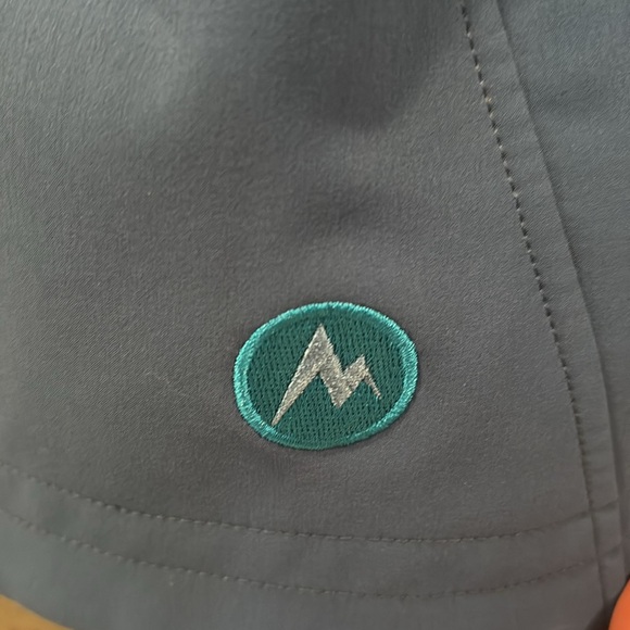 Marmot Vest, Women’s Medium - Picture 3 of 10